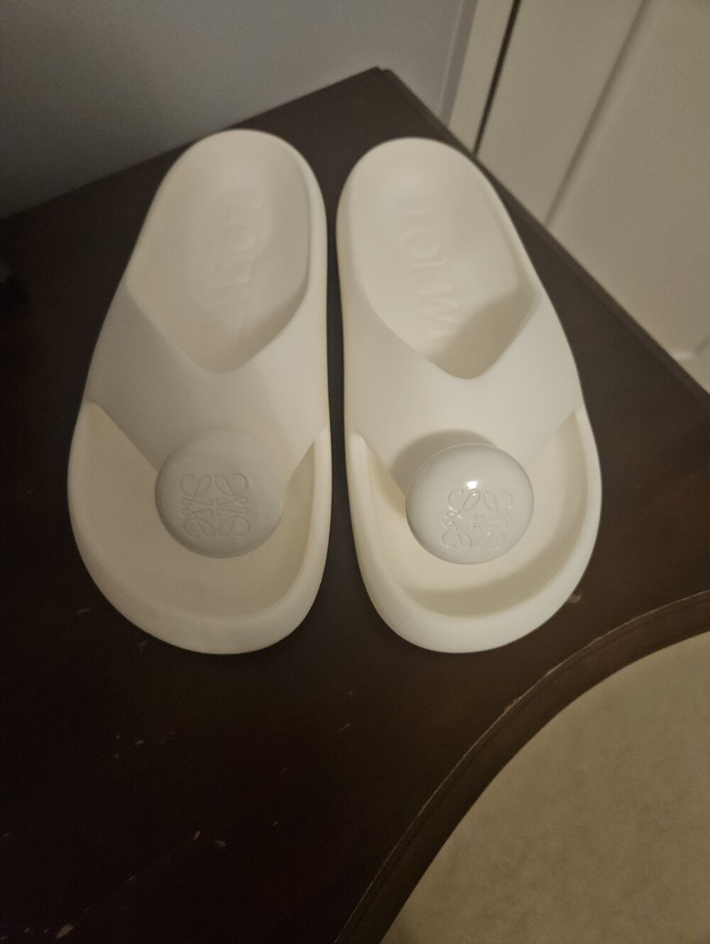 LOEWE Paula's Ibiza Bubble rubber thong sandals, 41/11
